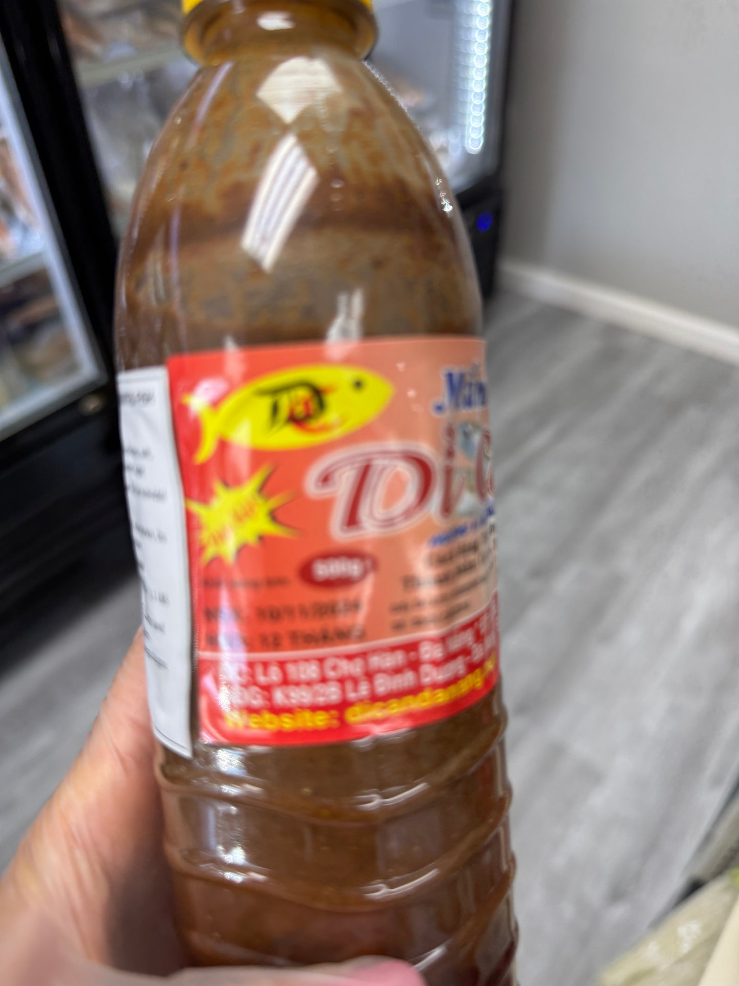 Mam nem Di Can - FERMENTED FISH SAUCE(MAM NEM) 16.9OZ