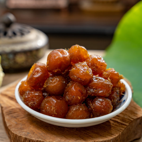 Vietnamese Apricots Stir-Fried with Ginger 0.22 lb/100 g