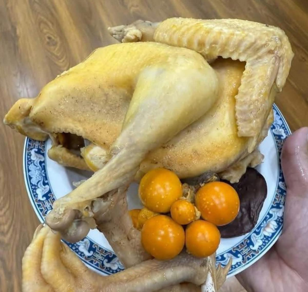 Ga om trung - ct choice chicen confucius style ( 2 con)