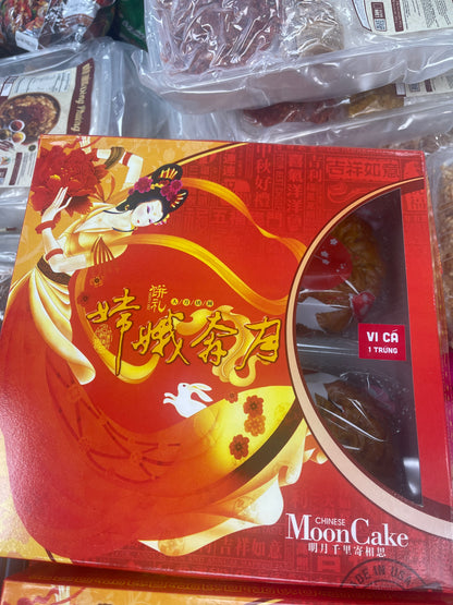 Banh Trung Thu Chinese moon cake - 4 banh Vi Ca 1 Trung