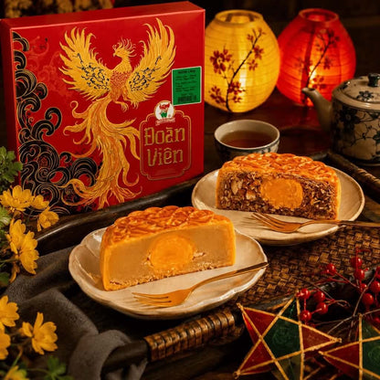 BANH TRUNG THU - Moon Cake Mung Bean Melon Seed (Yolk) 480g