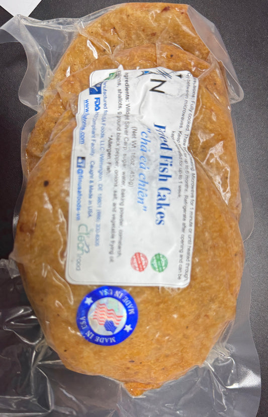 Cha ca fin chien / dill fried fish cake
