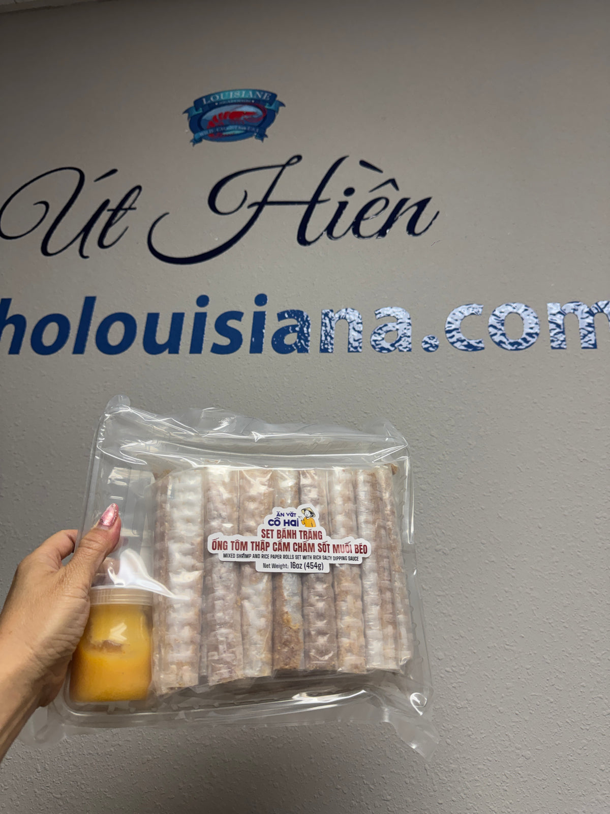 AVCH26 - Set banh trang ong tom thap cam cham sot muoi beo/ Mix Shrimp And Rice Paper Rolls Set With Rich Salty Dipping Sauce * 454g x 20 Units