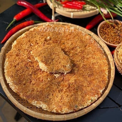 Com chay day noi sieu cha bong