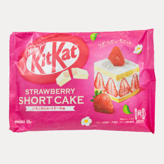 Bánh xốp vị dâu kem - KIT KAT STRAWBERRY SHORT CAKE 4OZ