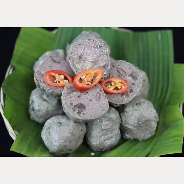 Vinh Huong Beef Balls 70oz/4.375lbs (5 lb)