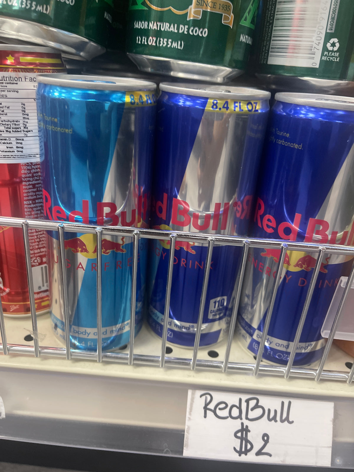 Nuoc tang luc Red Bull 1 box 24 lon