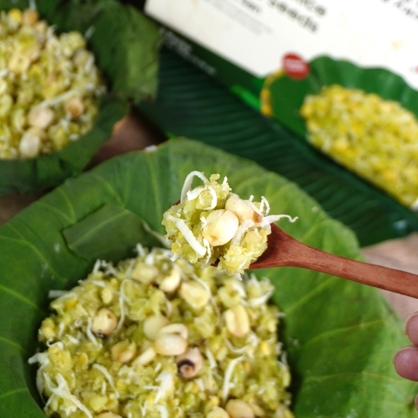 Xoi Com Hat Sen - Green sticky rice with lotus seeds 300g